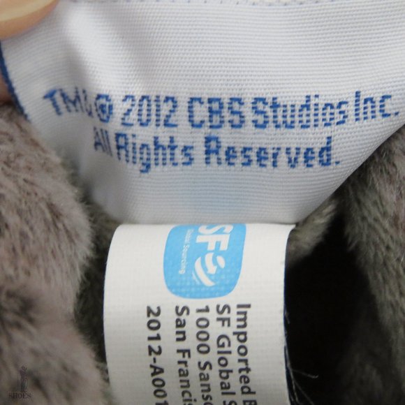 CBS Studios - NCIS Bert the Farting Hippo Slippers - Picture 15 of 15
